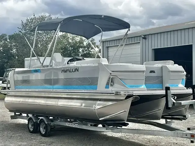 Avalon Geofish 23' Rear Fish - Triple Toon - IN STOCK