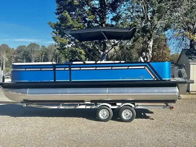 Viaggio Lago X 22 R (Rear Fish) - IN STOCK