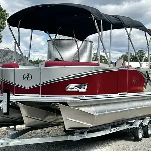 2024 Avalon LSZ 23 Quad Lounge - Triple Toon - IN STOCK