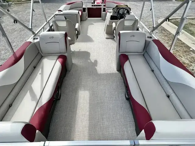 Avalon Venture 85 23 Quad Lounge - IN STOCK