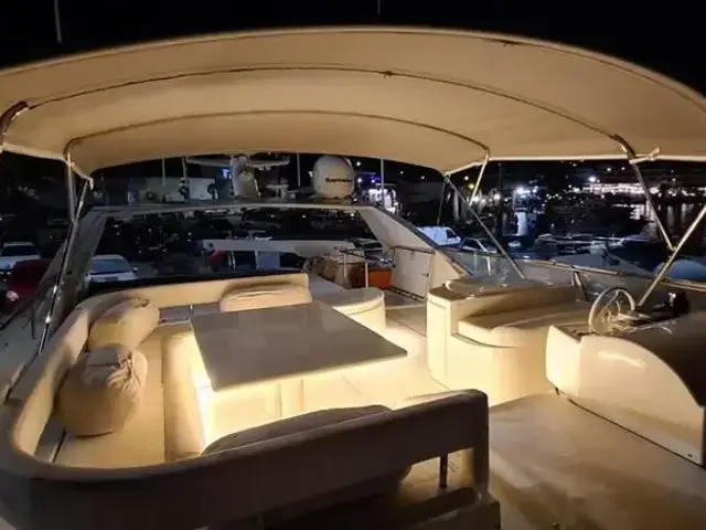 Ferretti Yachts 80