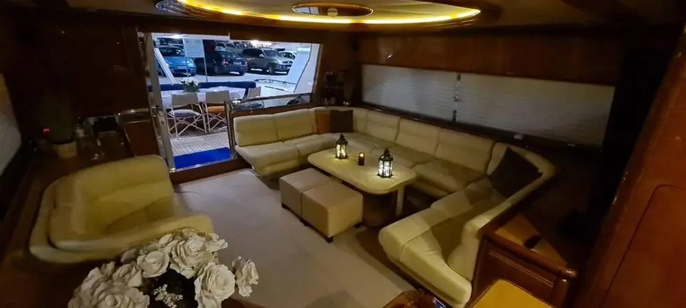 2000 Ferretti 80