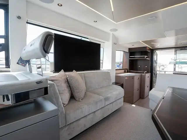 Sunseeker Manhattan 55