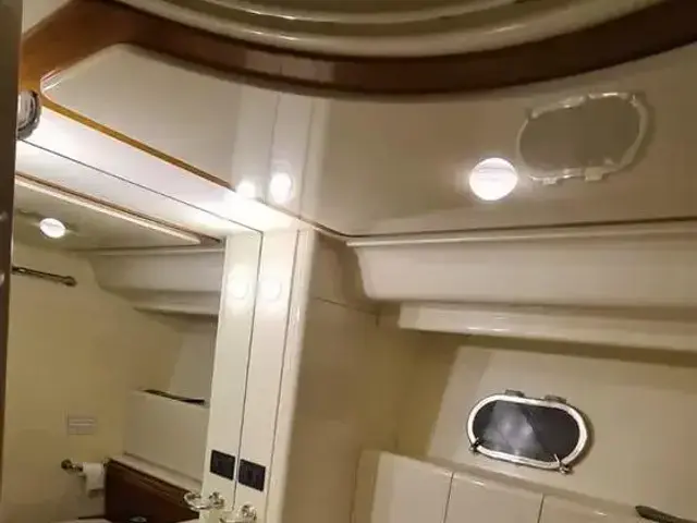 Ferretti Yachts 80