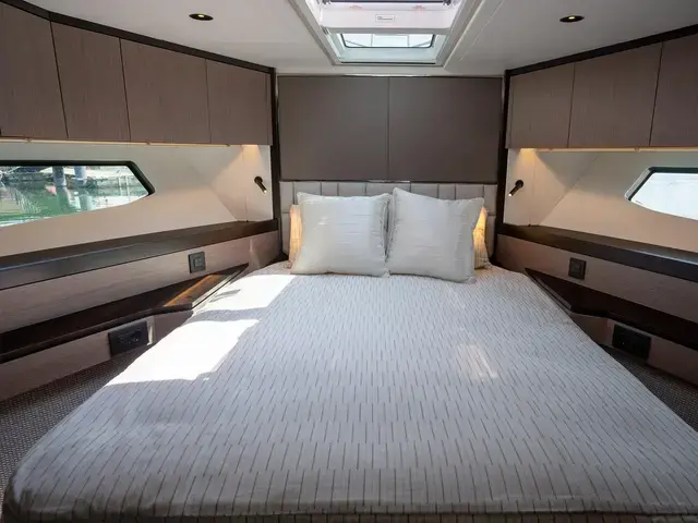 Sunseeker Manhattan 55