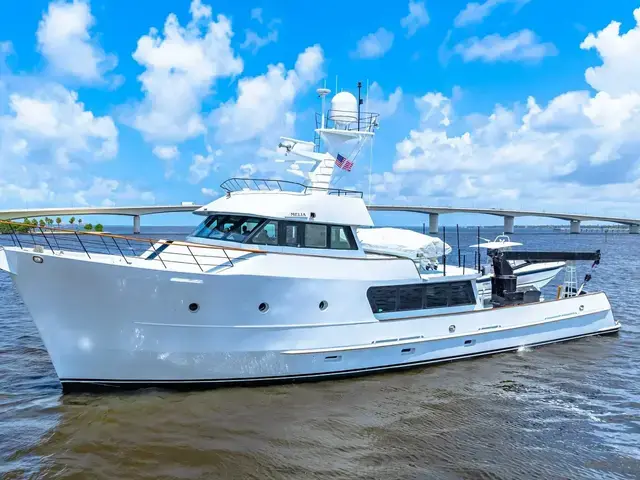 Custom Freeport Yachts - Expedition