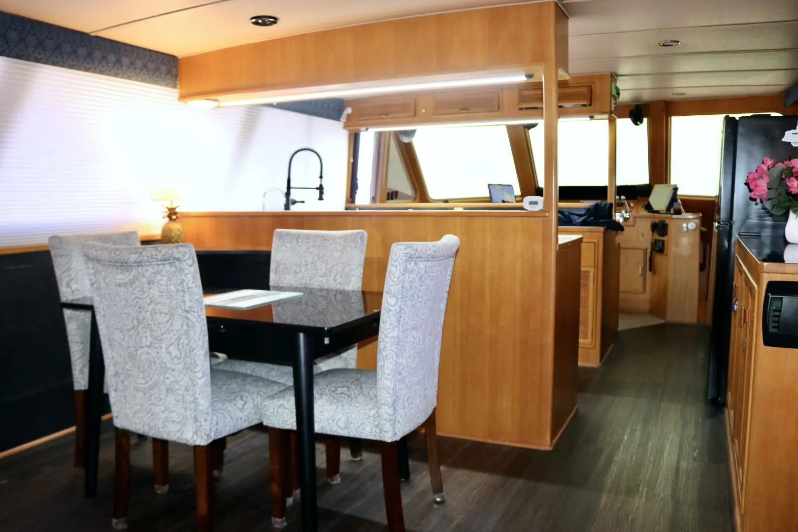 1988 Southern Cross 53 pilothouse motor yacht