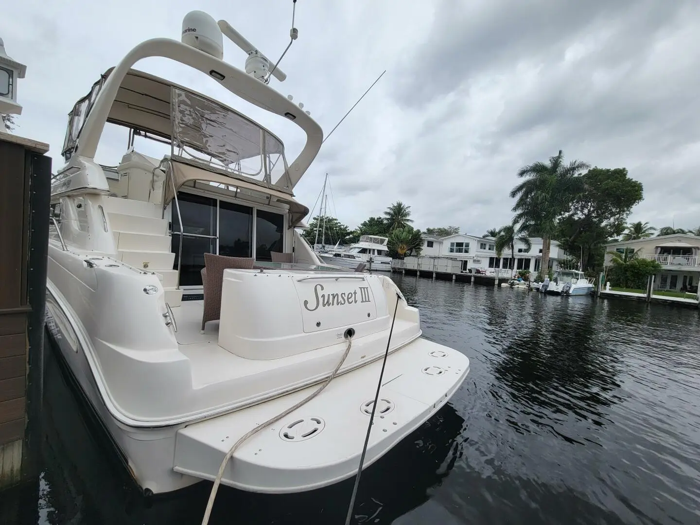 2001 Sea Ray 450 express bridge