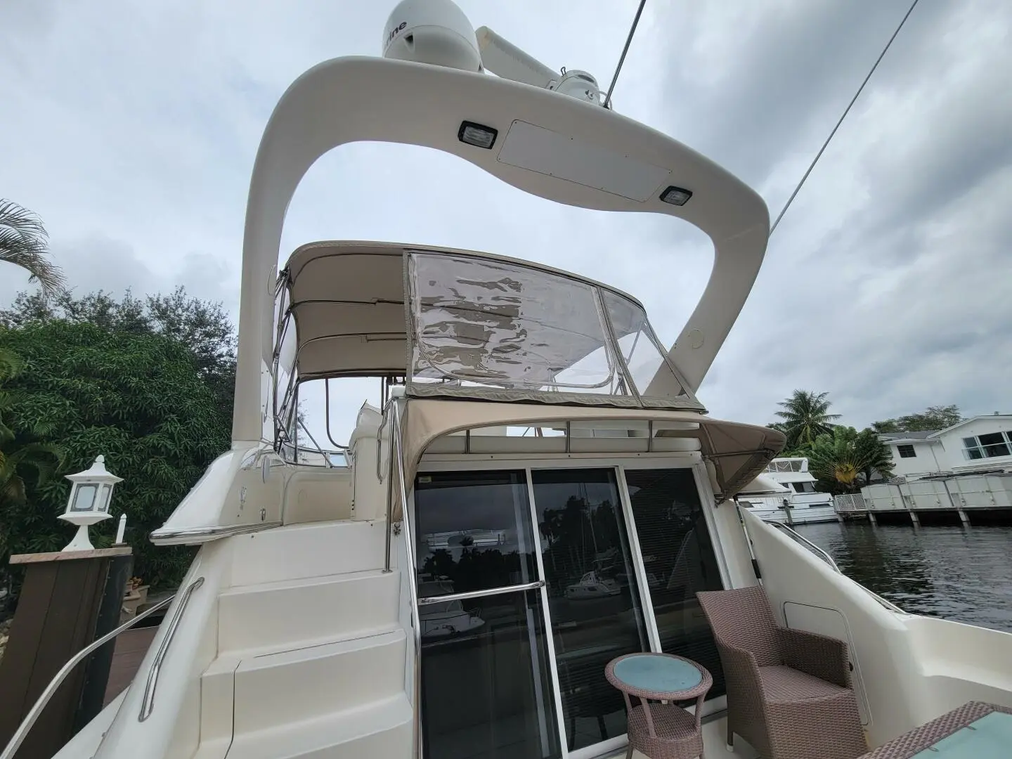 2001 Sea Ray 450 express bridge