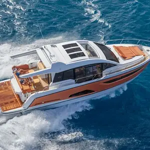 2025 Sealine C430