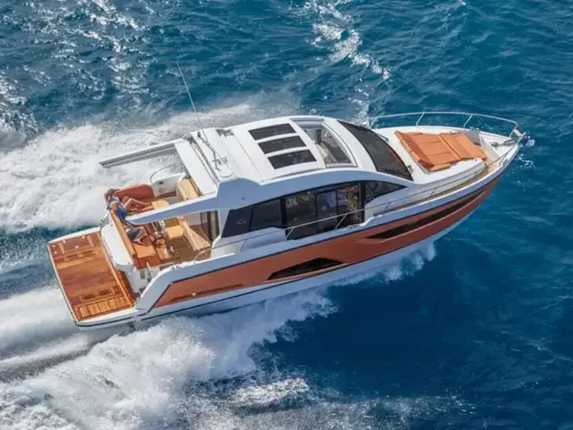 Sealine C430