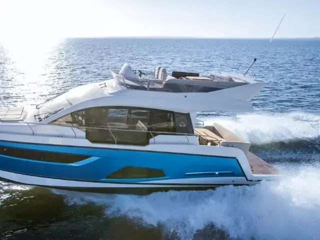 Sealine F430