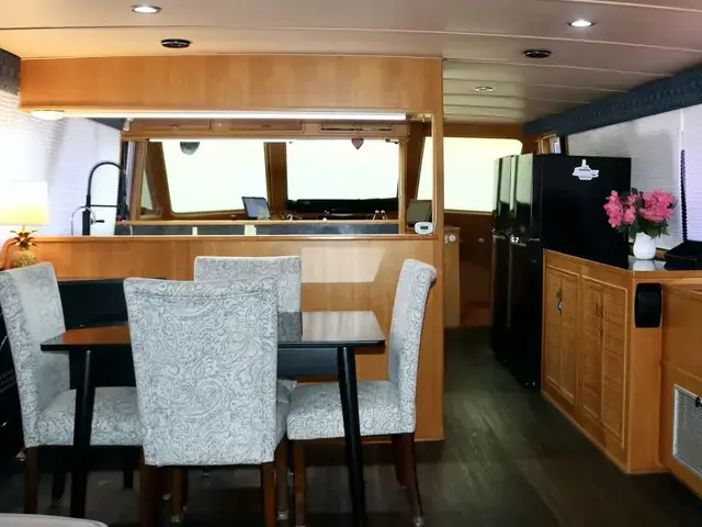 Southern Cross 53 Pilothouse Motor Yacht