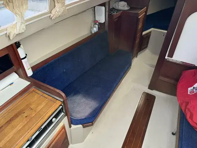 Catalina 27