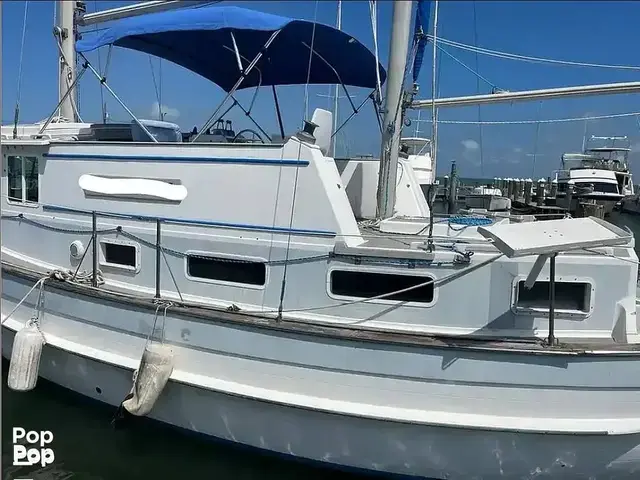 Fales Navigator 38