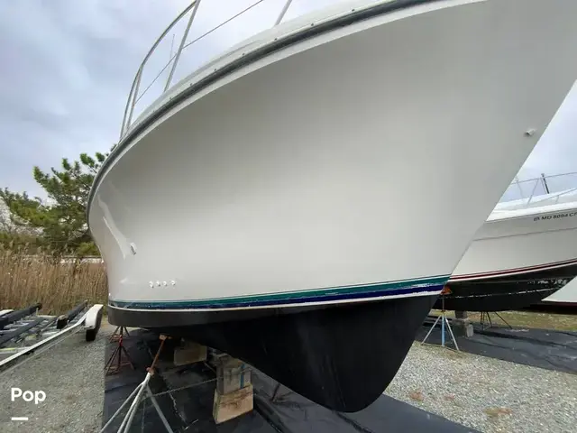 Carver 330 Mariner