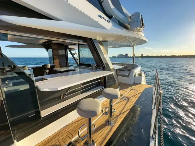 Galeon 640 Fly