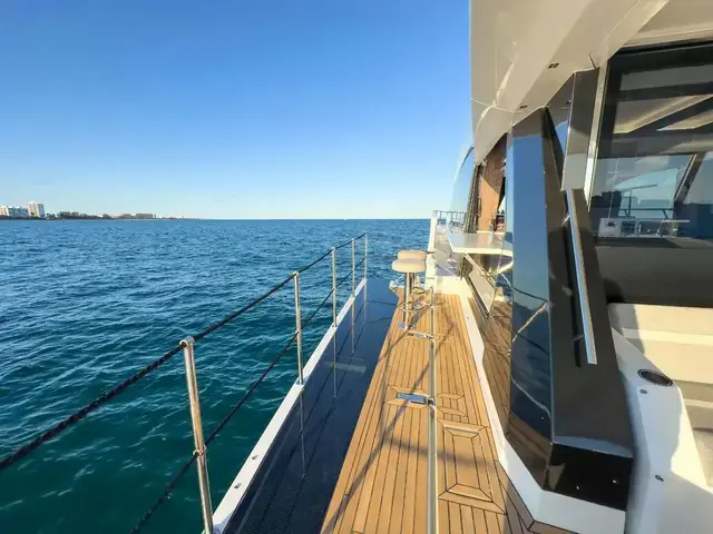 Galeon 640 Fly