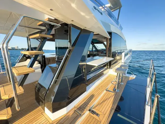 Galeon 640 Fly