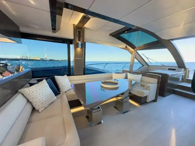 Galeon 640 Fly