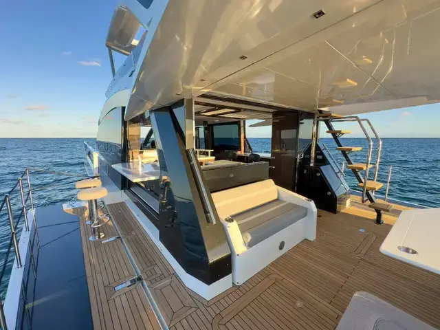 Galeon 640 Fly