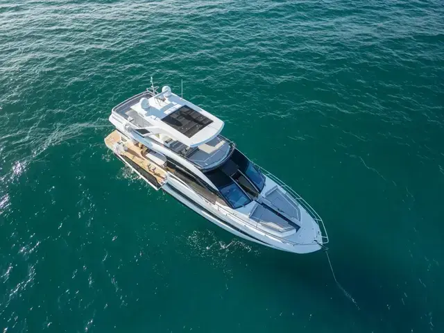 Galeon 640 Fly