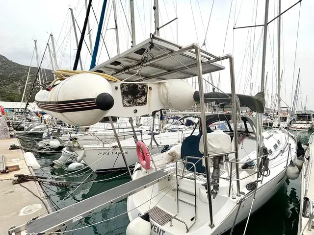 Beneteau Oceanis Clipper 373