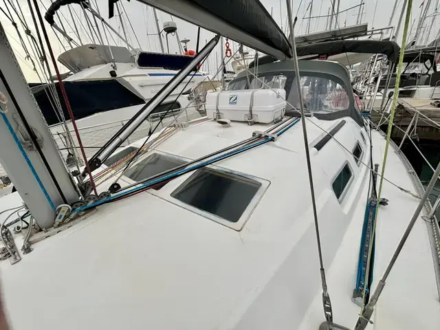 Beneteau Oceanis Clipper 373