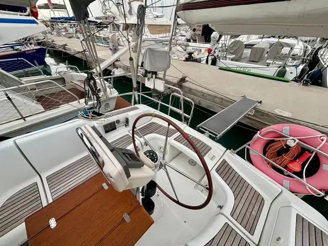 Beneteau Oceanis Clipper 373