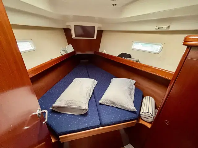 Beneteau Oceanis Clipper 373