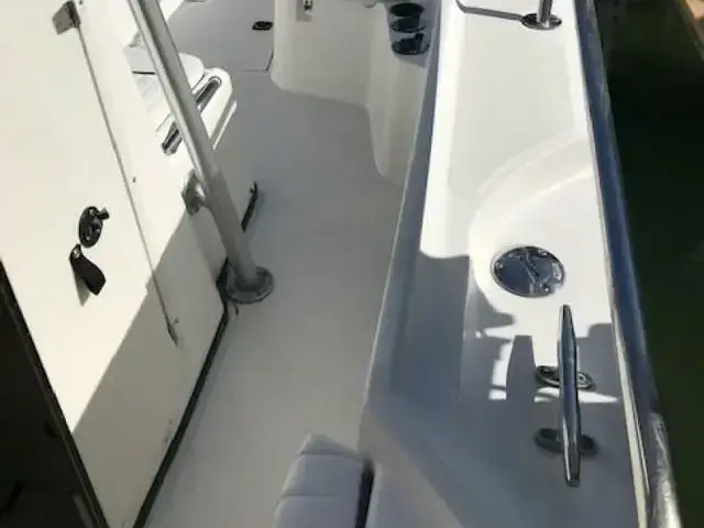 Boston Whaler 260 Outrage