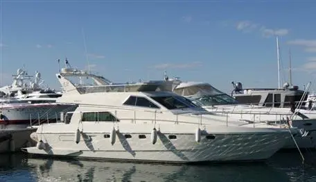 Ferretti Yachts 150 Fly