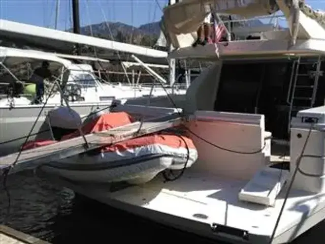 Ferretti Yachts 55