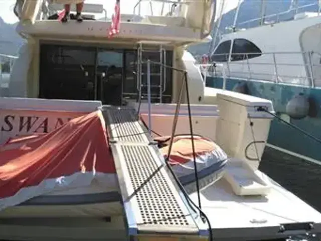 Ferretti Yachts 55