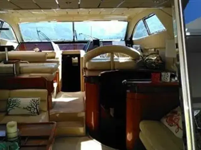 Ferretti Yachts 55