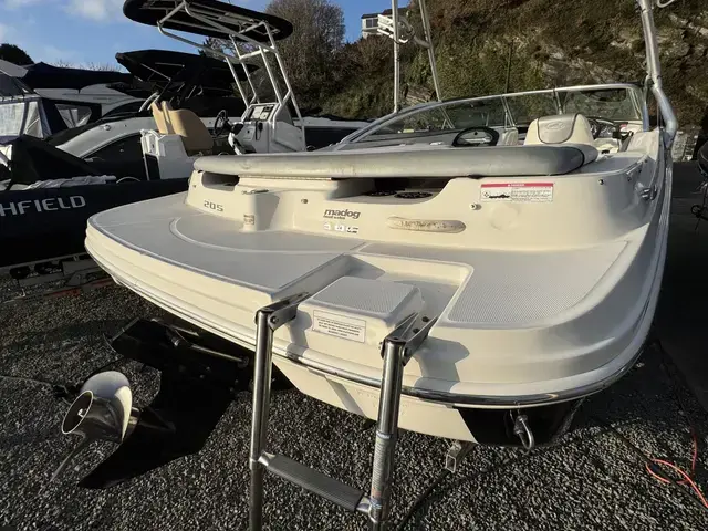 Sea Ray 205 Sport