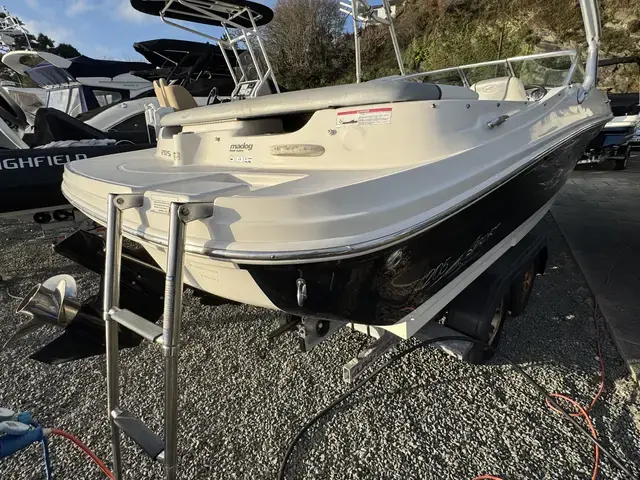 Sea Ray 205 Sport