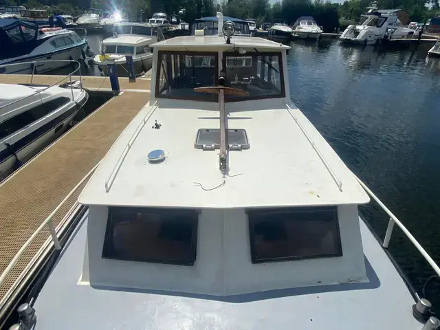 Motor Yacht Dutch Steel River Cruiser