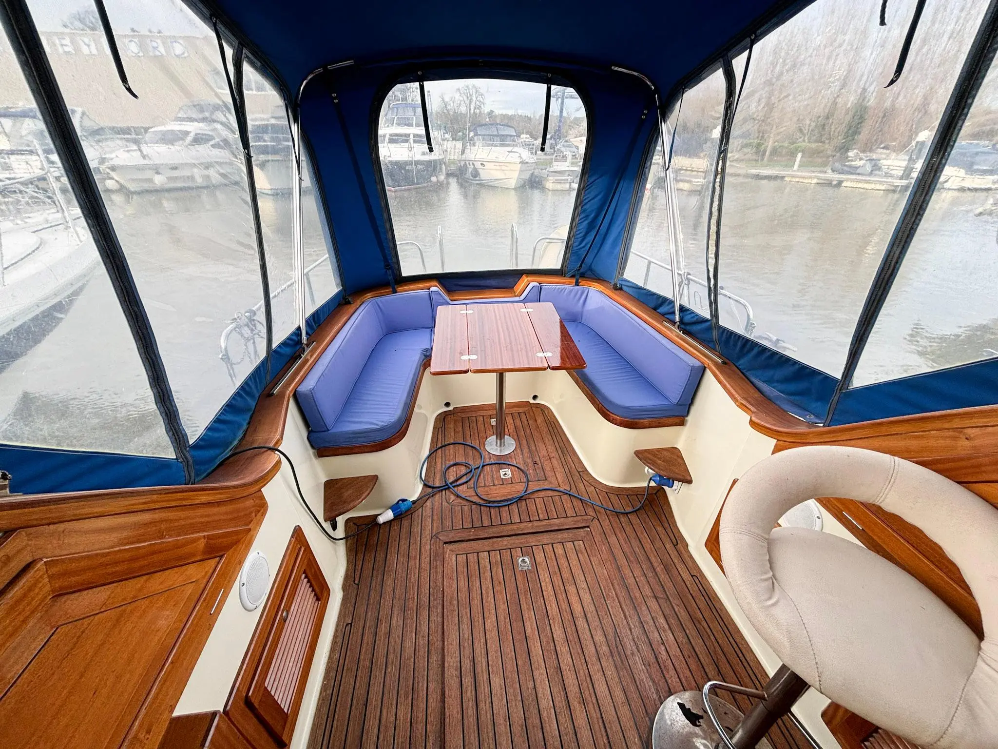 2005 Viking viki 26