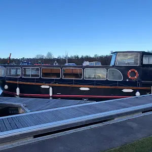 1969 Motor Yacht Levett 52