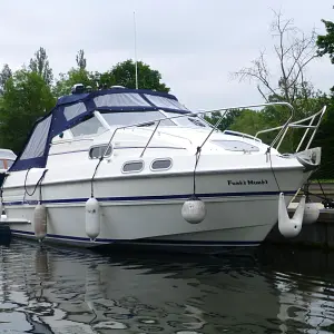 1990 Sealine 255 Senator