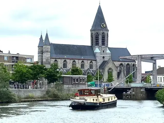 Delta Replica Dutch Barge 57