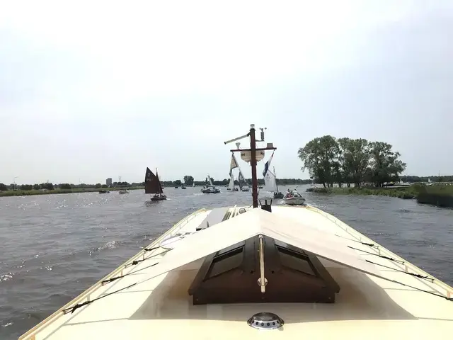 Delta Replica Dutch Barge 57