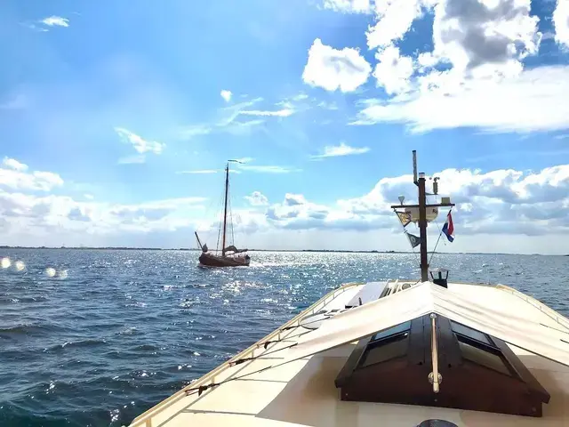 Delta Replica Dutch Barge 57