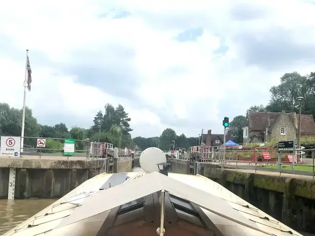 Delta Replica Dutch Barge 57