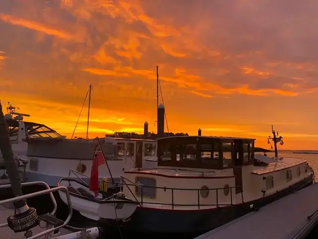 Delta Replica Dutch Barge 57