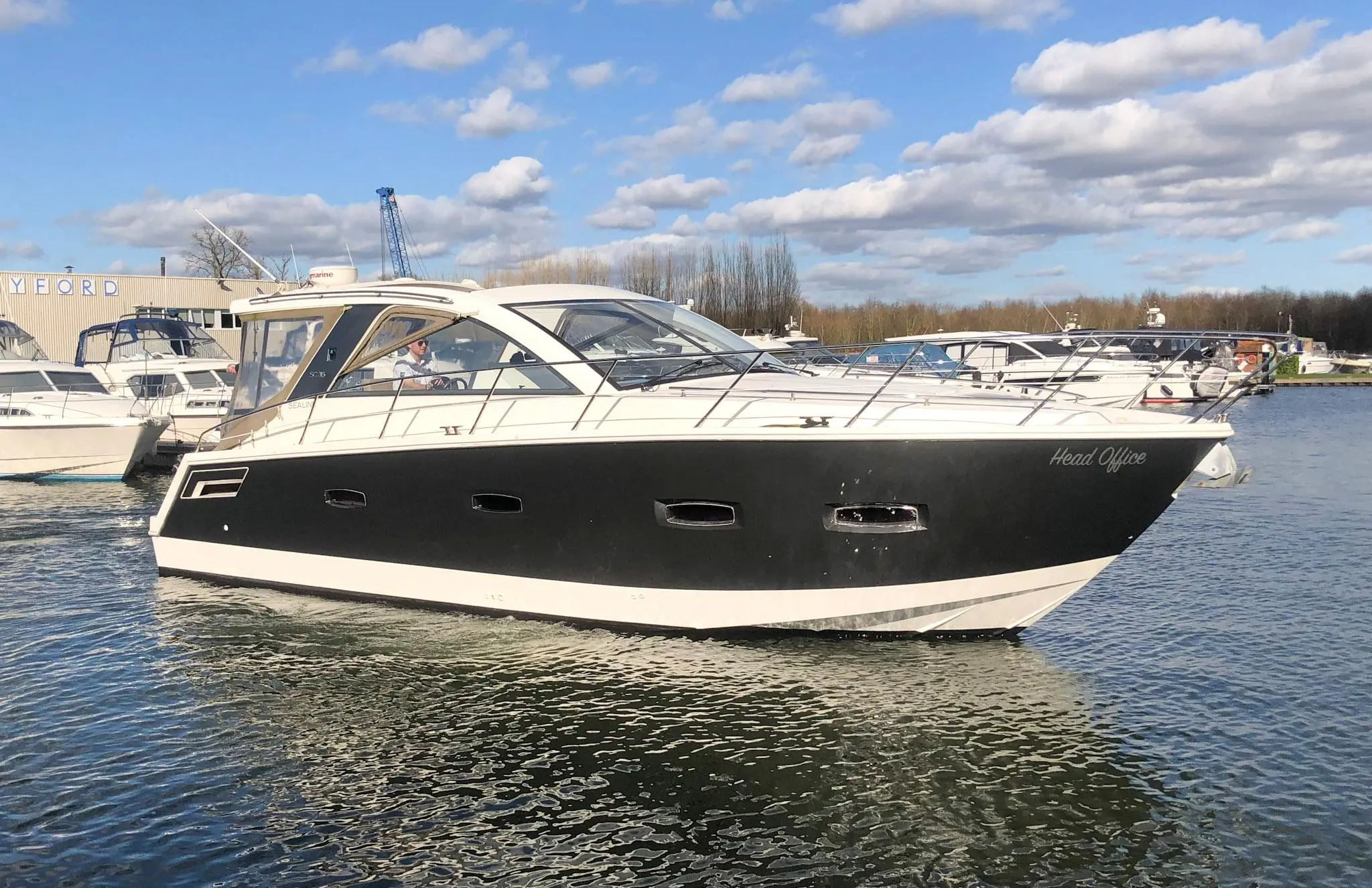 2011 Sealine sc35