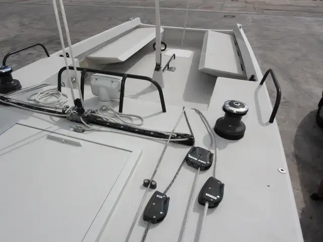 J Boats FRESET 32 custom