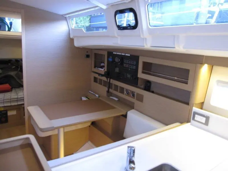 2020 Jeanneau sun odyssey 490