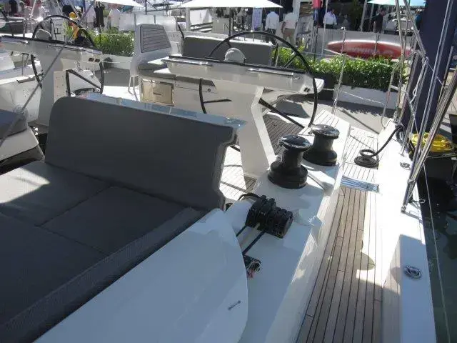 Jeanneau Yacht 65